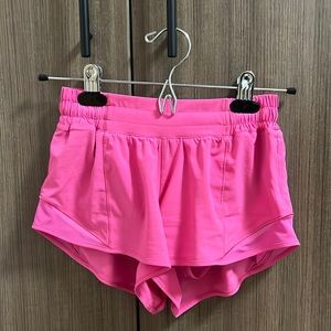 Lululemon Sonic Pink Hotty Hot Shorts 2.5”